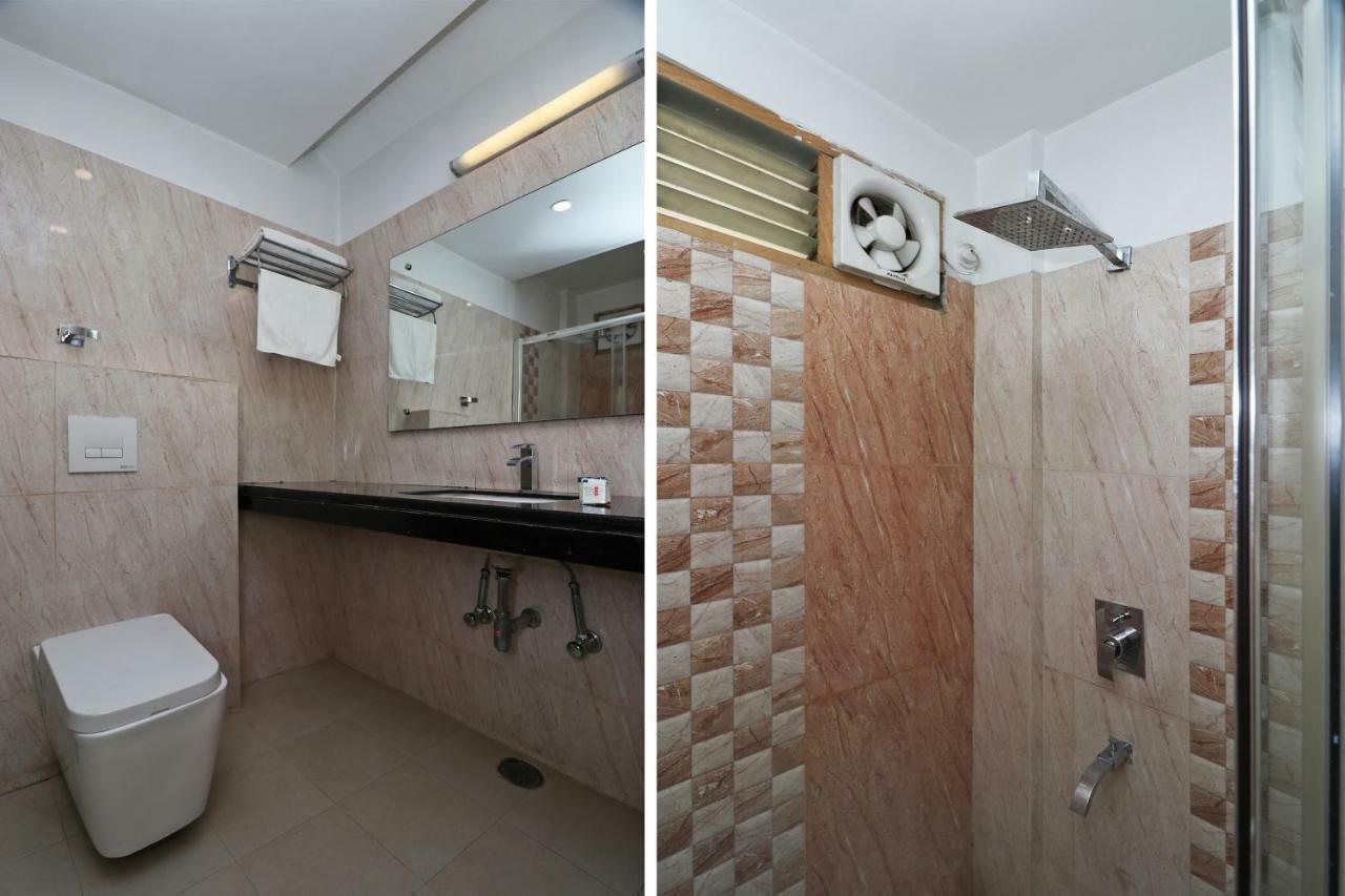 Oyo 5843 Hotel Yash Inn Mirzāpur Buitenkant foto